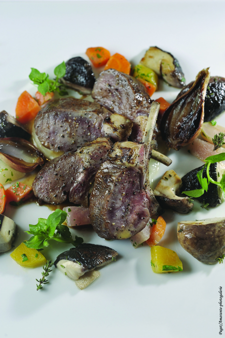carre-d-agneau-gallois-de-pre-sale-grille-aux-cepes_