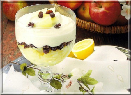 coupes_de_pommes_au_fromage_blanc