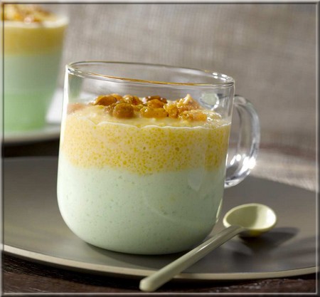 cremeux_de_polenta_sucree_sur_panacota_au_genepi