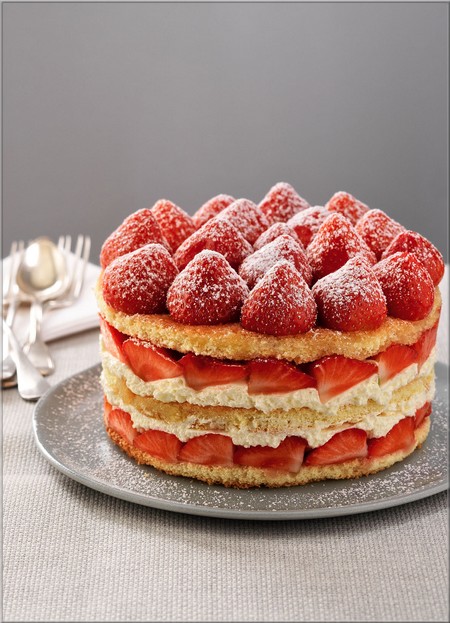 AMBIANCE  DIMANCHE FRAISIER 009