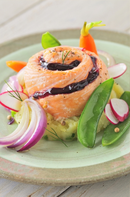 roti_de_saumon_sur_lit_d_oignons_