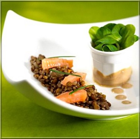 salade_tiede_de_lentilles_aux_des_de_saumon_fume