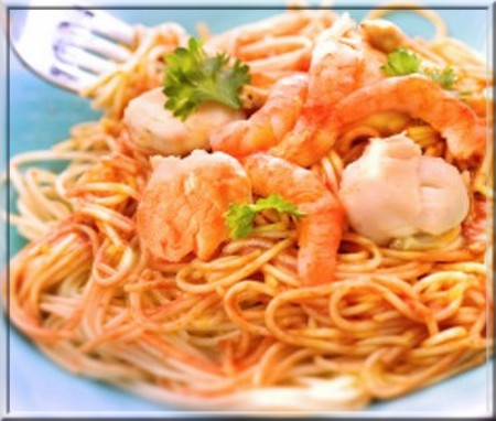 spaghettis-a-la-sauce-tomate-et-aux-fruits-de-mer