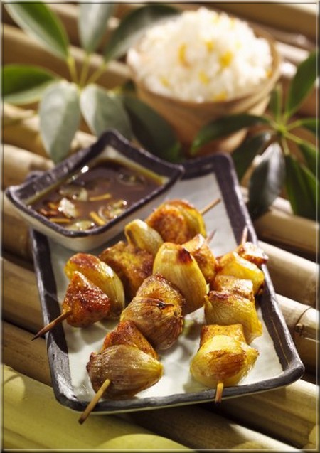 brochettes_de_poulet_indonesiennes_aux_echalotes_traditionnelles_