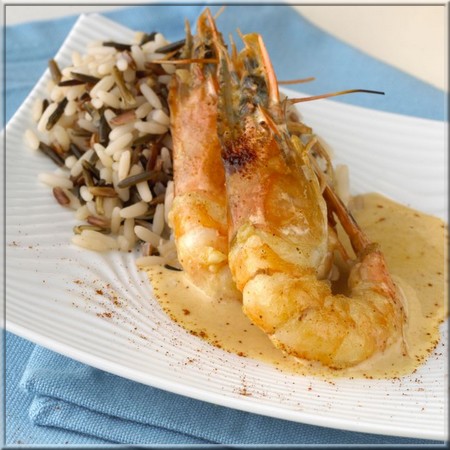 gambas_flambees_a_la_creme_de_paprika_riz_sauvage_