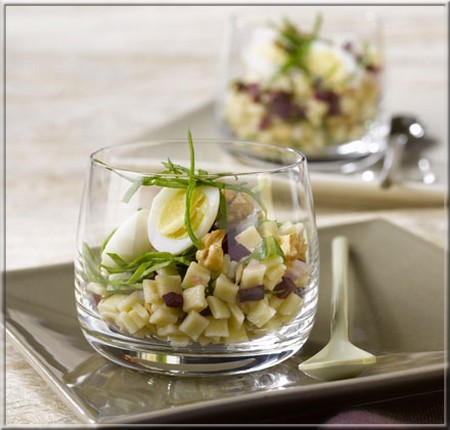 salade_de_crozets-des_de_betterave_crue_pousses_d_epinards_et_oeufs_de_caille