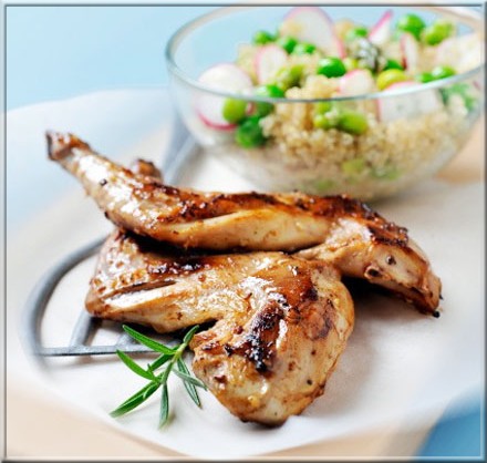 salade_de_quinoa_et_de_legumes_croquants_au_lapin_grille