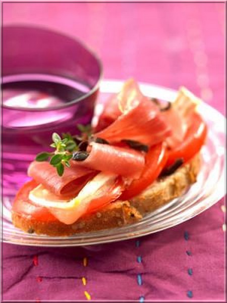 tartine_de_brie_roti_et_jambon_sec