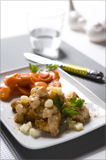 dinde_aux_epices_douces_sauce_yaourt_