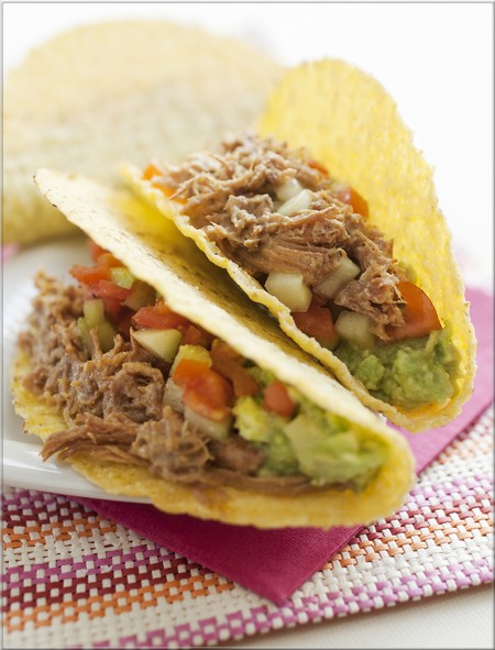 tacos-aux_rillettes-de-poulet-roti_en_cocotte_bordeau_chesnel_guacamole_concombre_et_tomate_