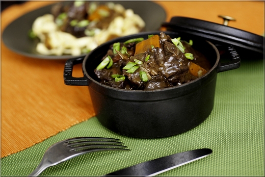 estouffade_de_boeuf_aux_herbes_de_provences_et_olives_