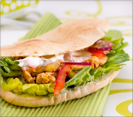 kebab_de_dinde_a_la_mediterraneenne_