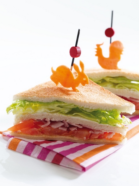 iceberg_club_sandwich_