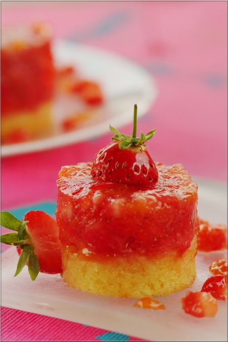 tartare_de_fraises_a_la_confiture_d_abricots_