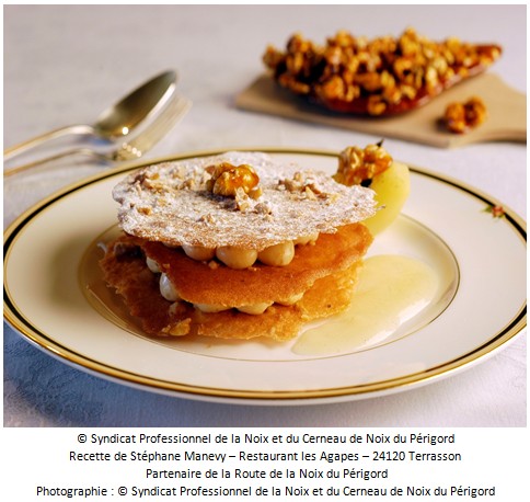 croustillant.aux.noix_du_perigord_caramelisees_et_son_coulis_de_poires_