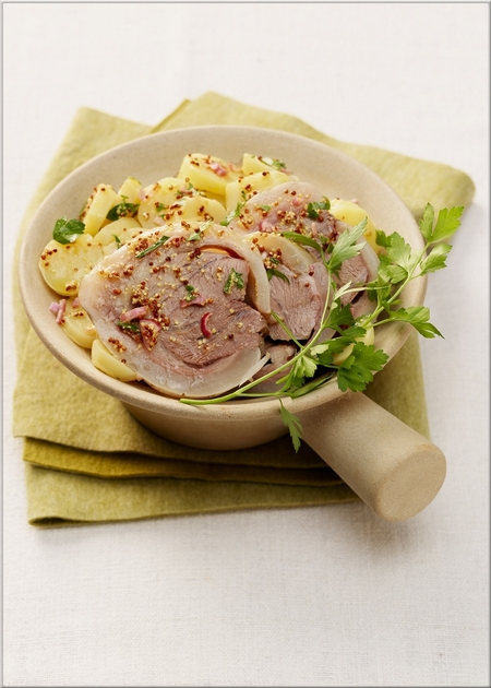 Salade de pomme de terre,oignons rouge, et tete veau 013