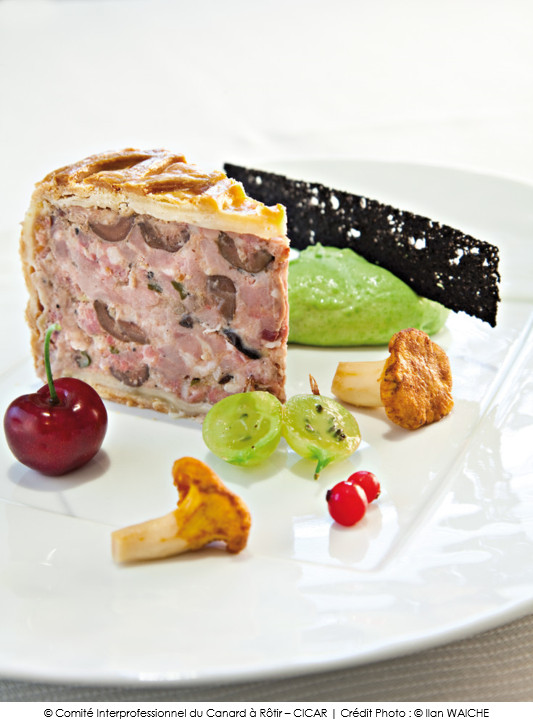 pate-en_croute_de_canard_et_olives_noires_confites
