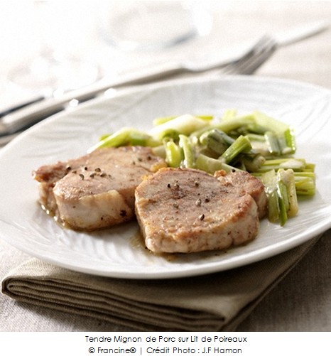 tendre_mignon_de_porc_sur_lit_de_poireaux_