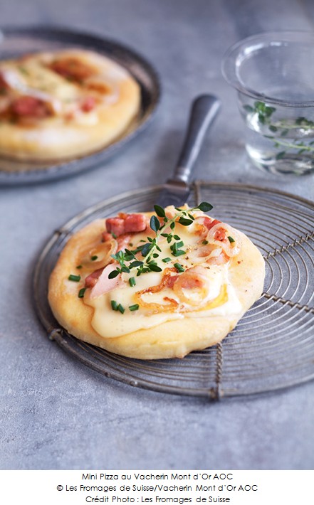 mini_pizza_au_vacherin_mont_d_or_aoc_