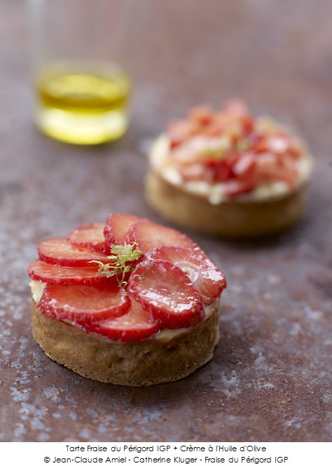 tarte_fraise_du_perigord_igp_creme_a_l_huile_d_olive_