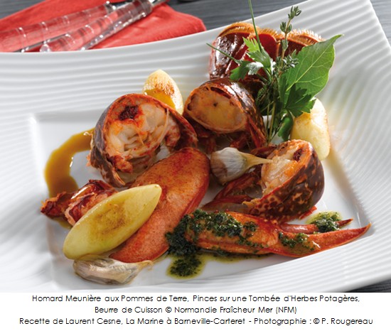 homard_meuniere_aux_pommes_de_terre_pinces_sur_une_tombee_d_herbes_potageres_beurre_de_cuisson_