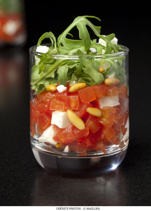 tartare_tomates_roquette_pignons