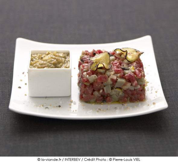 tartare_de_boeuf_en_rose_des_sables