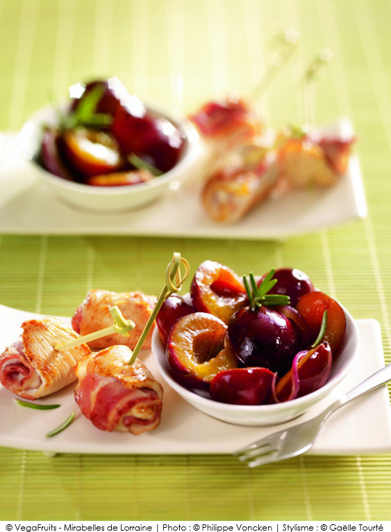 bouchees_de_dinde_et_bacon_croustillant_sur_lit_de_quetsches_de_lorraine