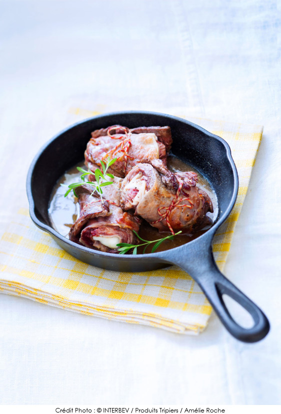 saltimboccas_d_onglet_de_boeuf_au_speck_et_sauce_a_l_echalote
