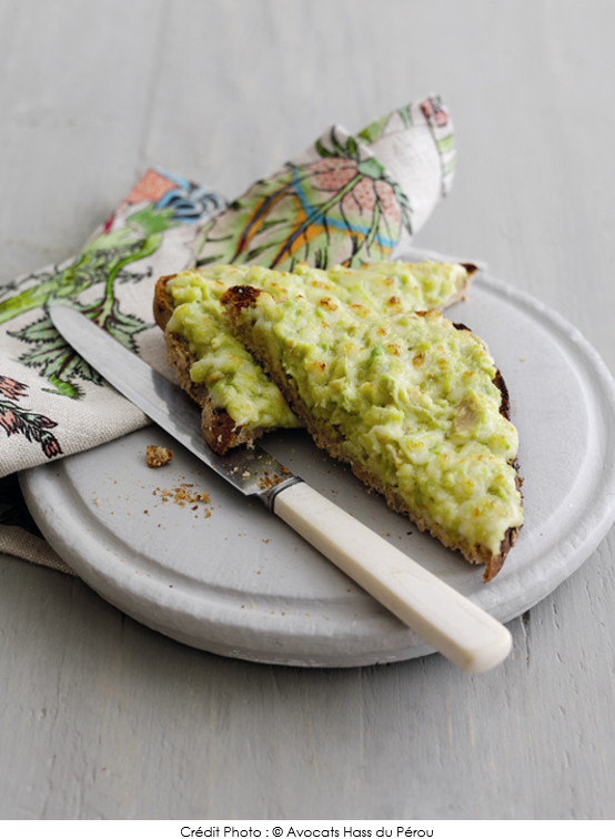 avocat_fromage_sur_un_toast