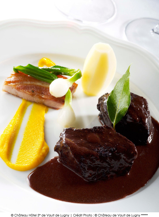 boeuf_bourguignon_destructure