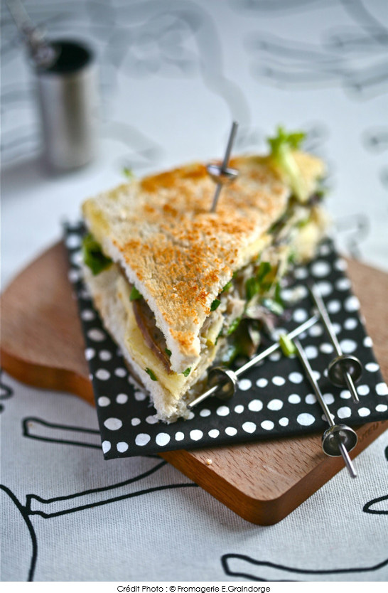 club_sandwich_au_camembert_de_normandie