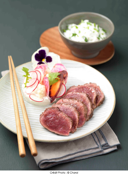 filet_de_boeuf_chateaubriand_facon_tataki_bouquet_de_legumes_et_cervelle_de_canut_au_citron_vert_et_wasabi
