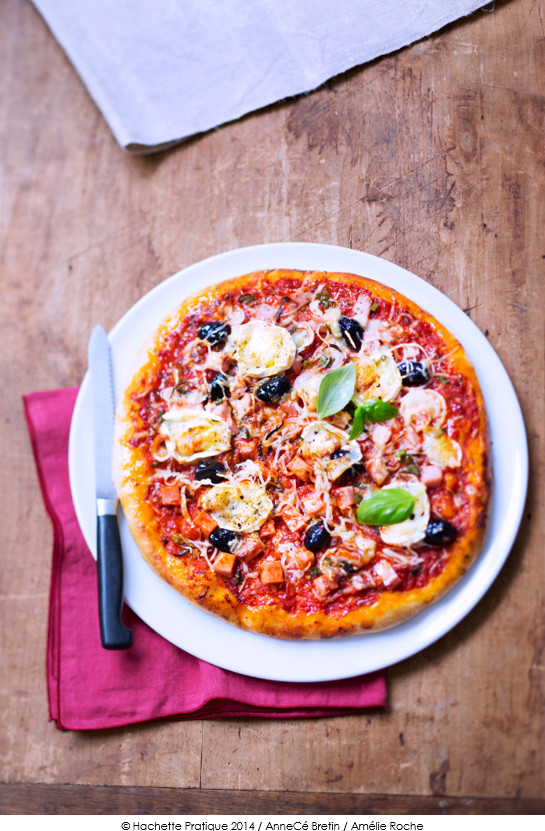 pizza_aux_trois_fromages_et_au_cervelas