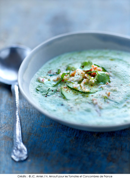 veloute_de_concombre_a_la_menthe_et_a_la_coriandre