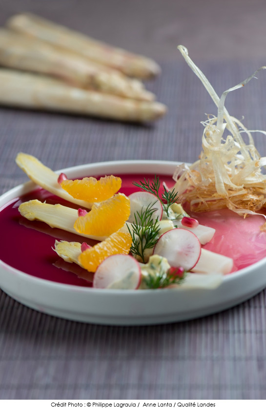 asperges_des_sables_des_landes_au_jus_de_grenade_gribiche_citron_vert_a_l_aneth
