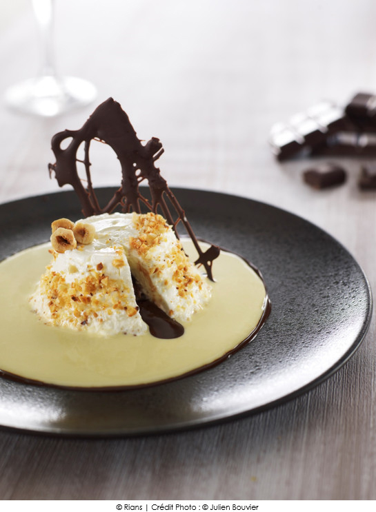 faisselle_rians_coeur_coulant_au_chocolat_praline_creme_anglaise_a_la_noisette