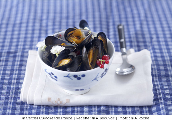 moules_a_la_creme_et_aux_fleurs_de_begonia