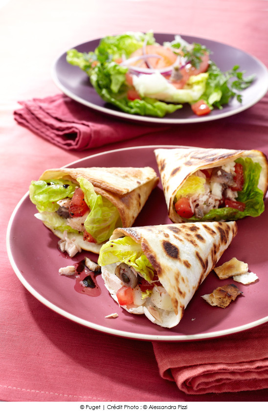 tacos_facon_pain_bagnat_tomates_thon_anchois_fromage_de_brebis