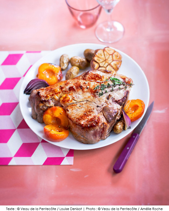 cotes_de_veau_aux_abricots_et_oignons_rouges