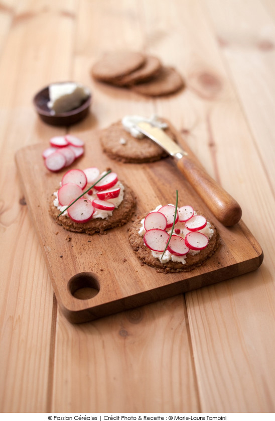 digestive_biscuit_au_chevre_frais_et_radis