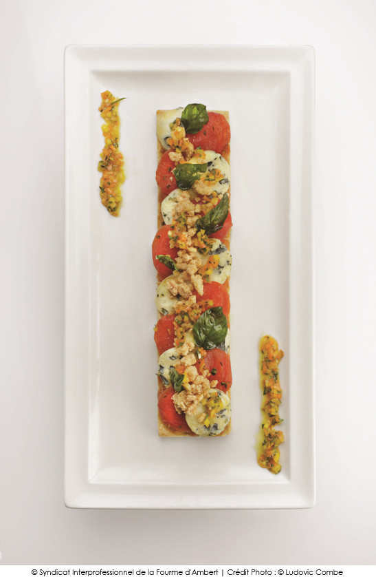 tarte_de_tomates_a_la_fourme_d_ambert_facon_crumble