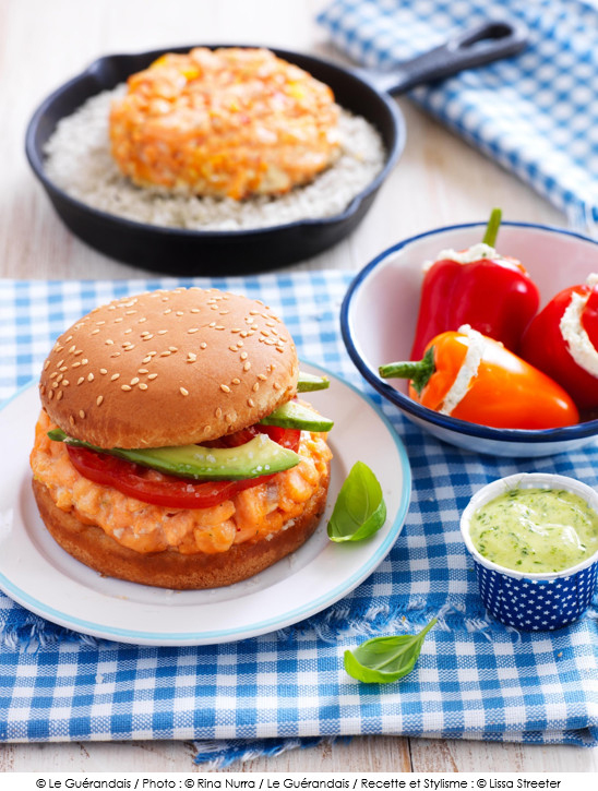 burger_de_saumon_cuit_sur_lit_de_gros_sel_de_guerande_le_guerandais
