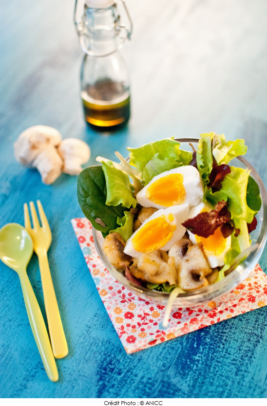 salade_tiede_de_champignons_au_curry_et_oeufs_durs