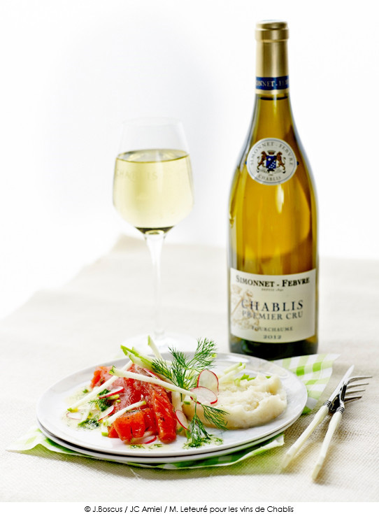gravlax_de_saumon_creme_de_celeri_rave_au_raifort_radis_et_pomme_granny_smith