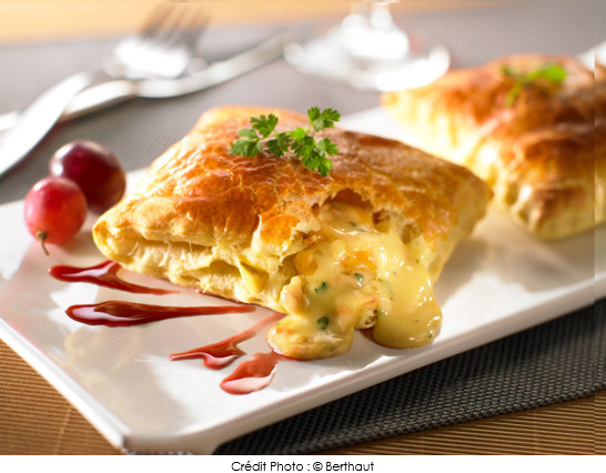 feuillete_a_l_epoisses_berthaut_et_raisins