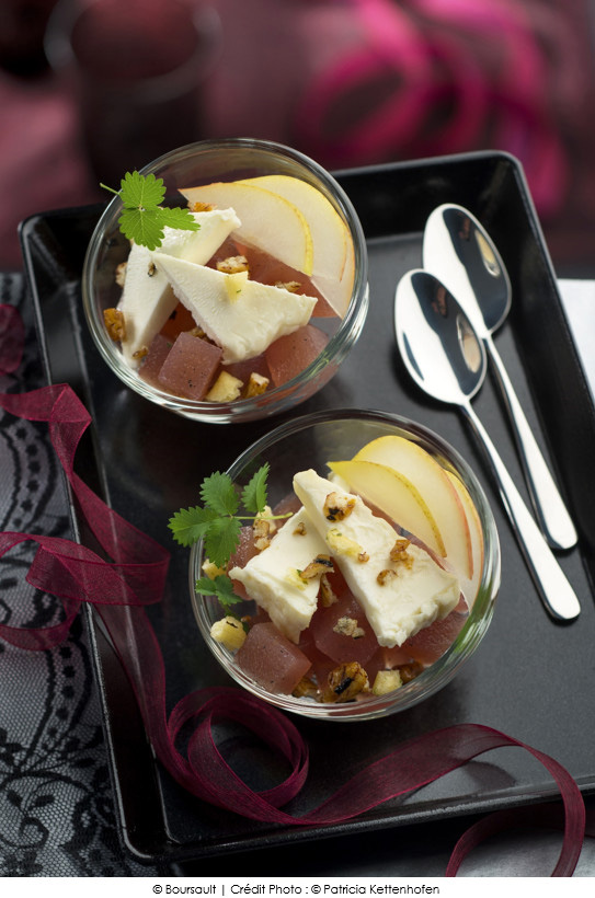 gelee_de_poire_au_vin_boursault_et_crumble_de_crackers_japonais