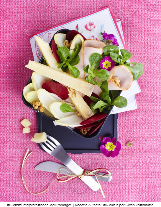 poulet_en_salade_croquante_et_cantal_vieux