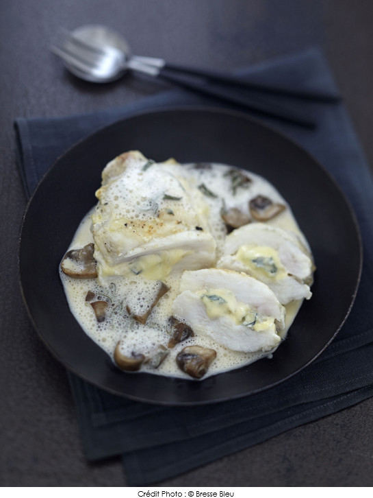 roti_de_lotte_a_la_sauge_et_au_bresse_bleu