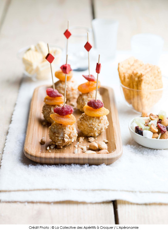 boulettes_de_chevre_panees_aux_cacahuetes_en_brochettes